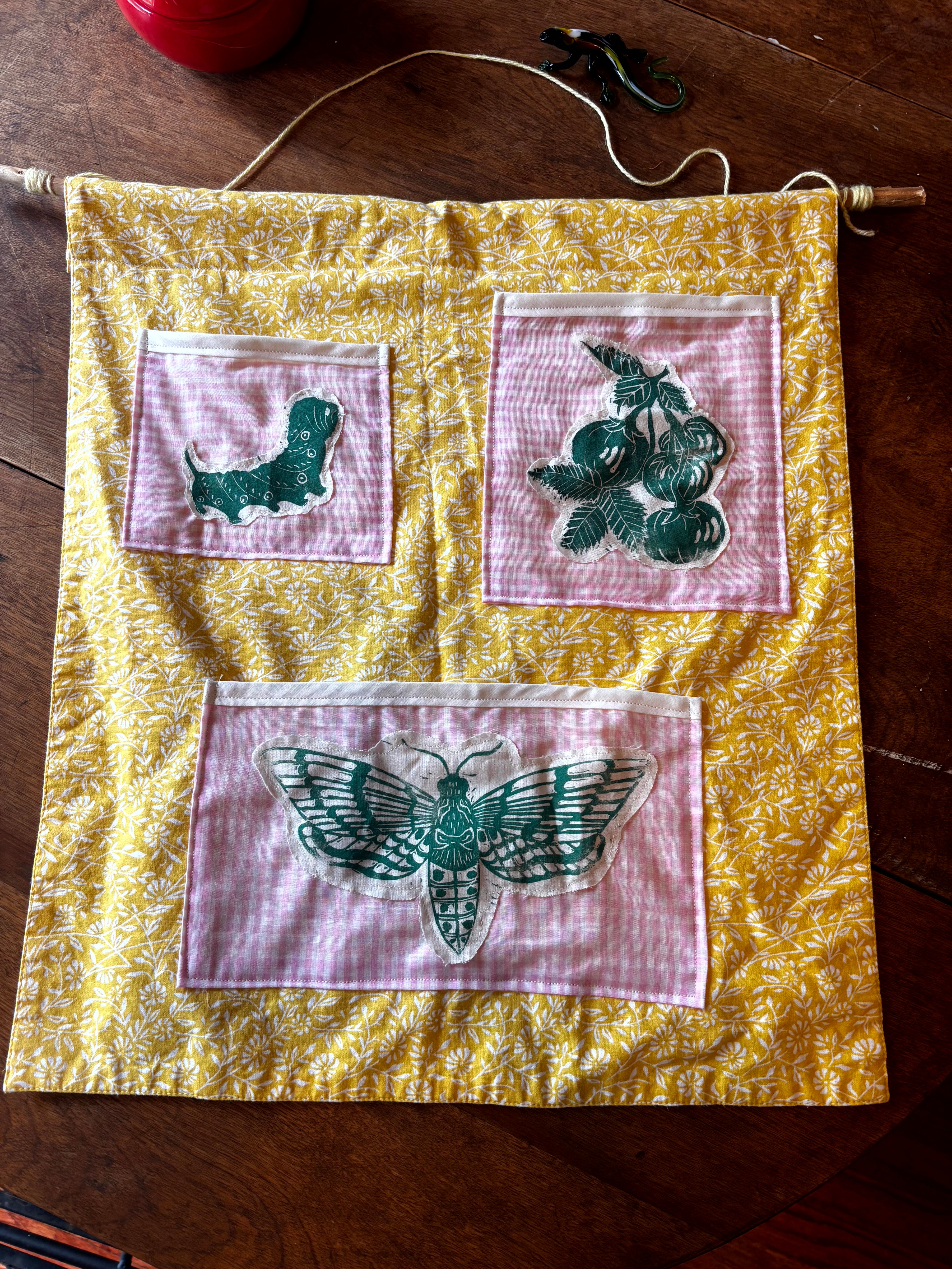 Tomato Hornworm Wall Pockets