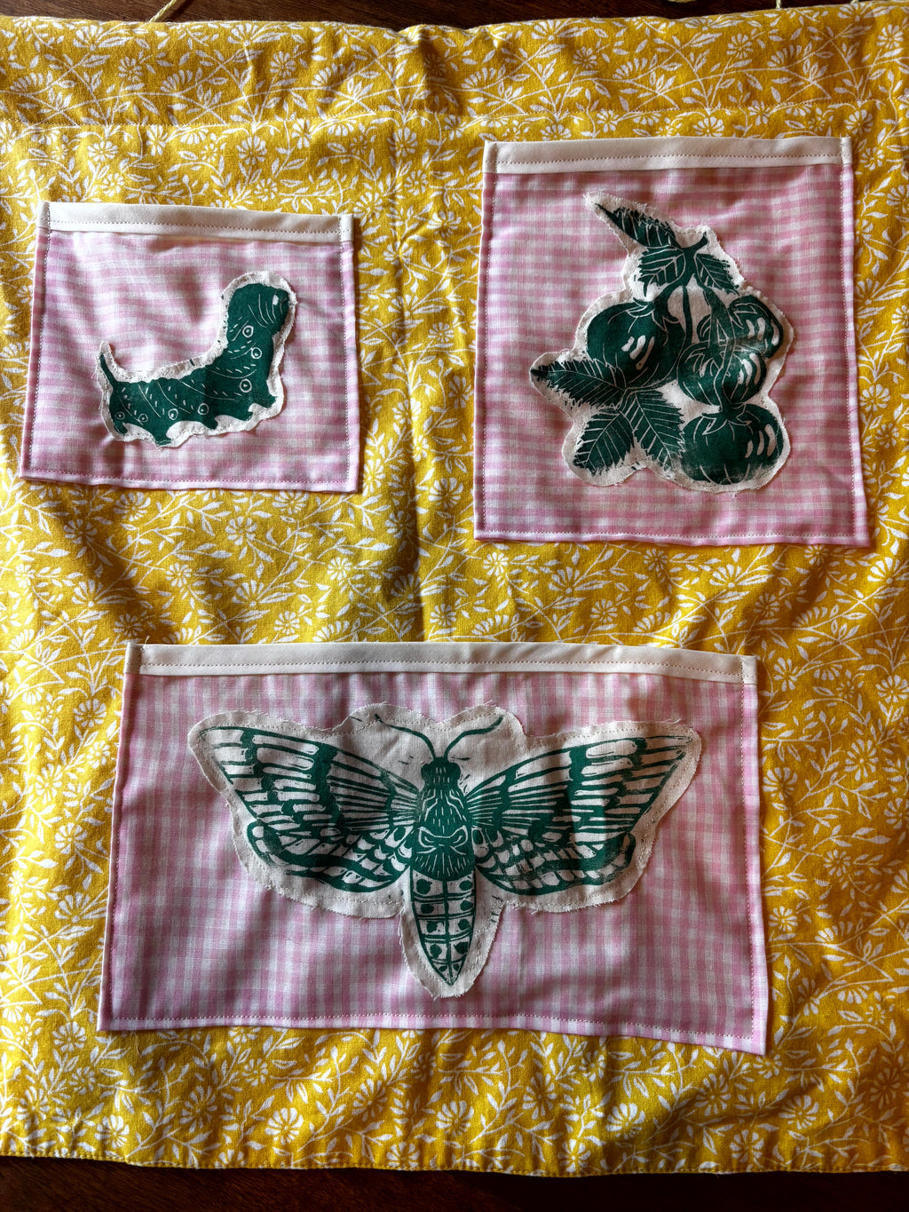 Tomato Hornworm Wall Pockets